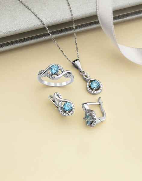 Gümüş takı Gümüş takı