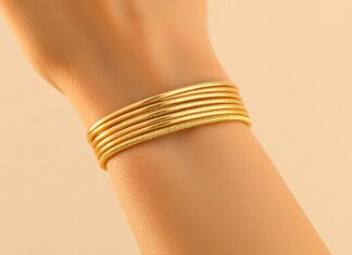 Ajda Bilezik Nedir? İnce Bir Çizginin Moda Evrenine Sızış Hikâyesi Ajda Bilezik Nedir?