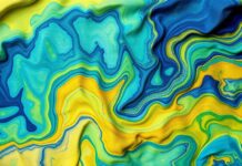 Kumaş Boyama: Sanatsal İfade ve Kreativitenin Dünyası Fabric Dyeing: The World of Artistic Expression and Creativity