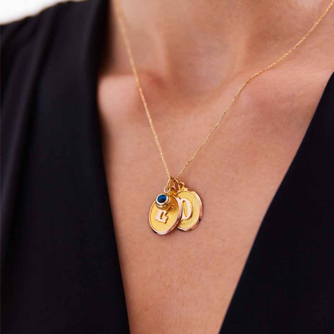 Harfli Kolye Modasında Trendler Rehberi