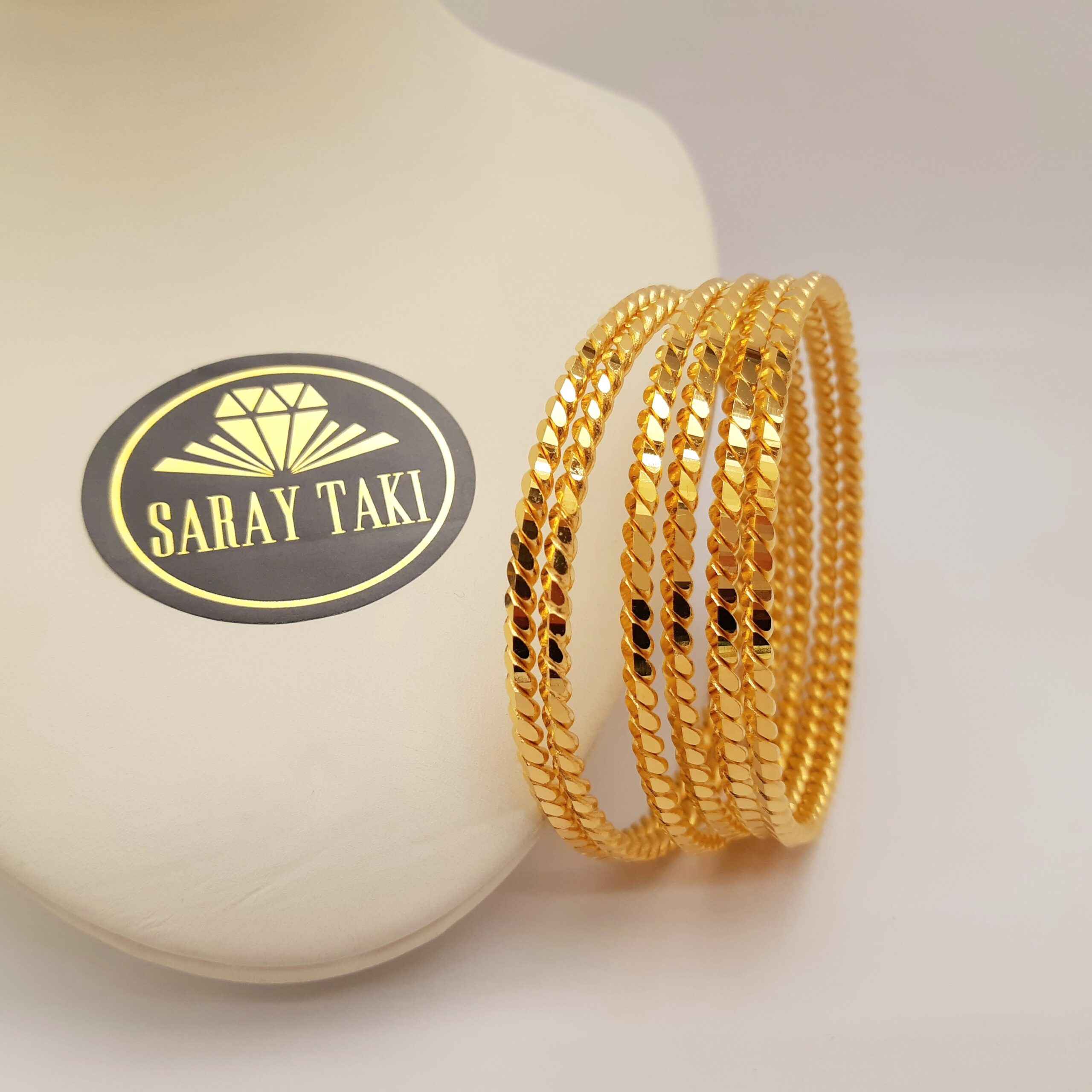 Ajda bilezik nedir? Ajda İzmi Nereden Geliyor. Ajda Bilezik Nasıl Popüler Oldu? Ajda Bileziği Popül