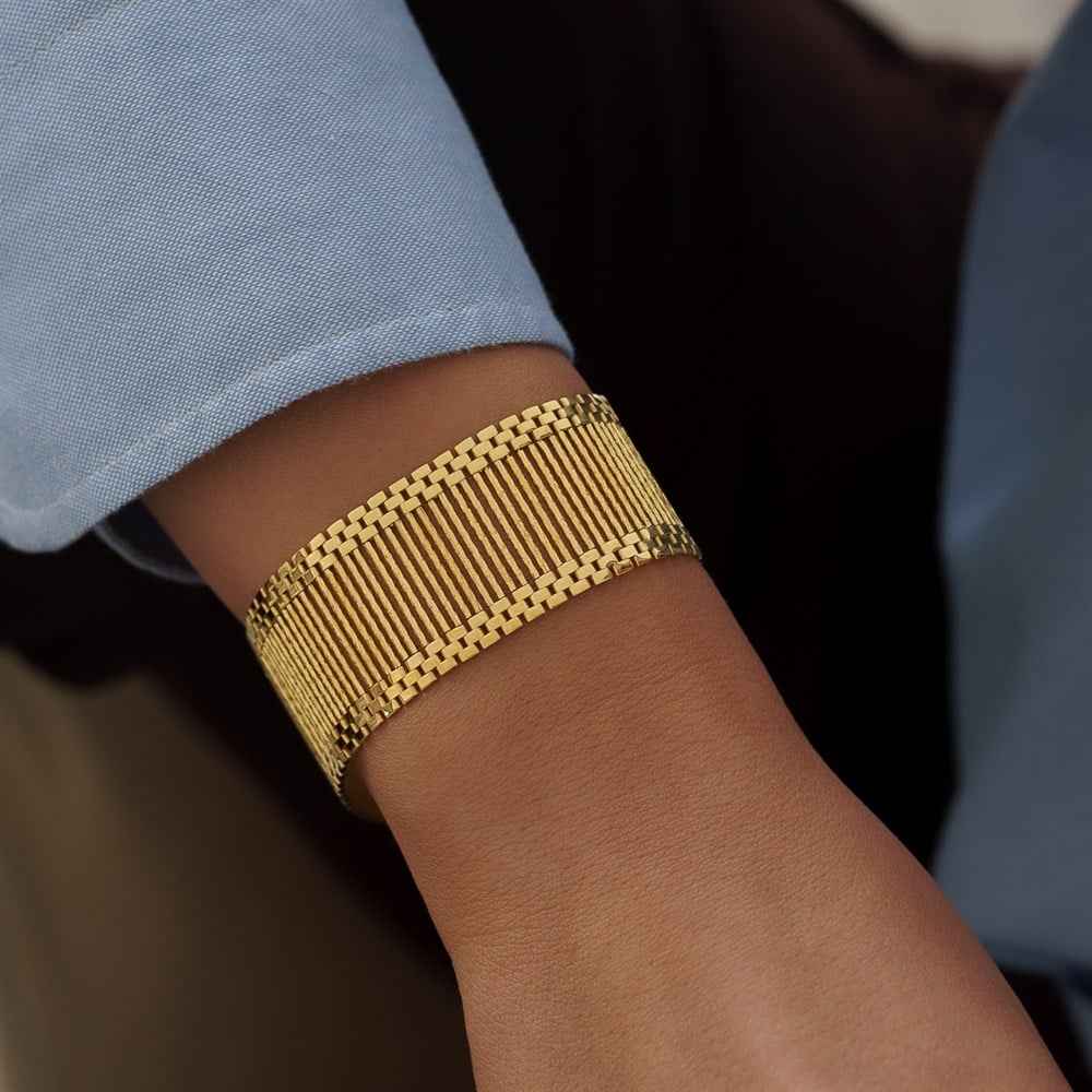 Altın Bileklik mi, Bilezik mi? Hangisi Daha Uygun?