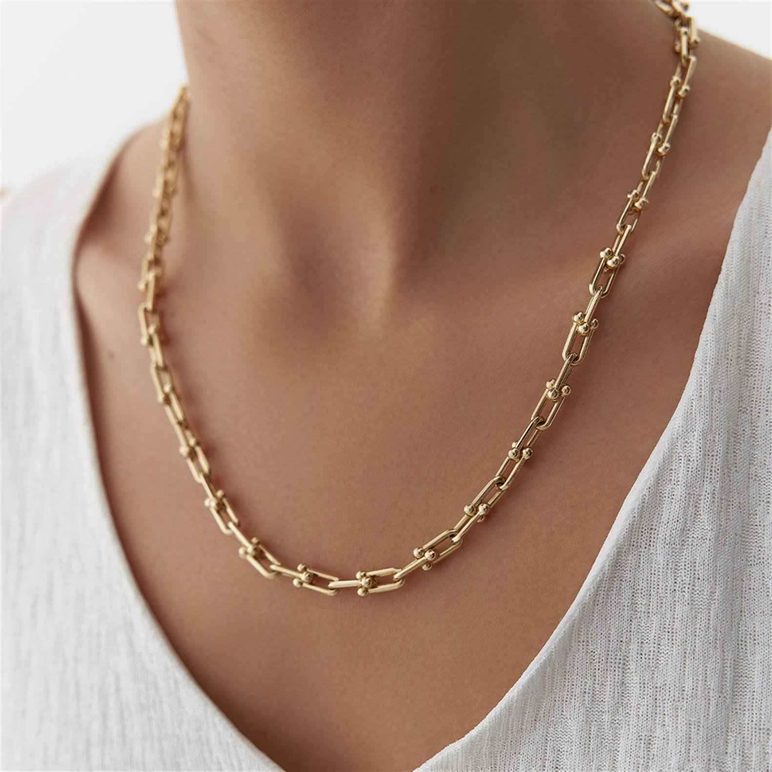 Altın Kolye Alırken Karat Seçimi: 14K, 18K, 22K Hangisi Daha İyi?