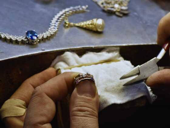 Babalar Günü Hediyesi: Erkek Takılarında 2025 Trendleri