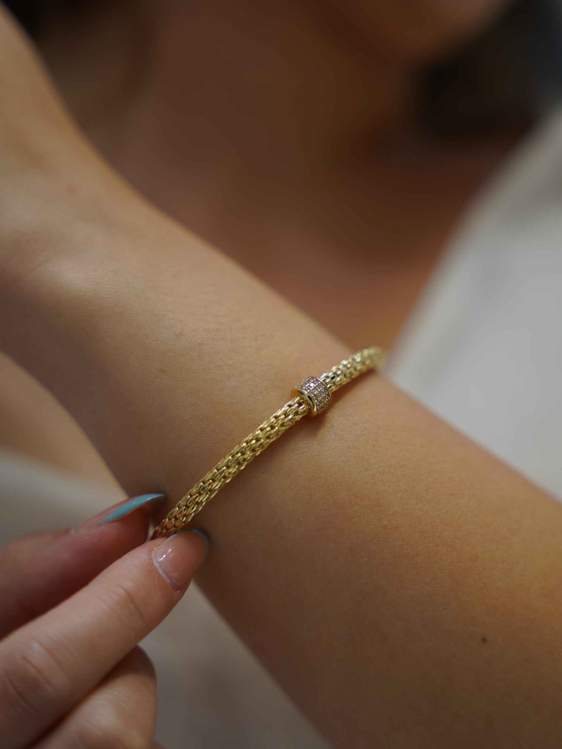 Bileziklerin Sosyal Statü ve Şıklık Sembolü Olarak Kullanımı