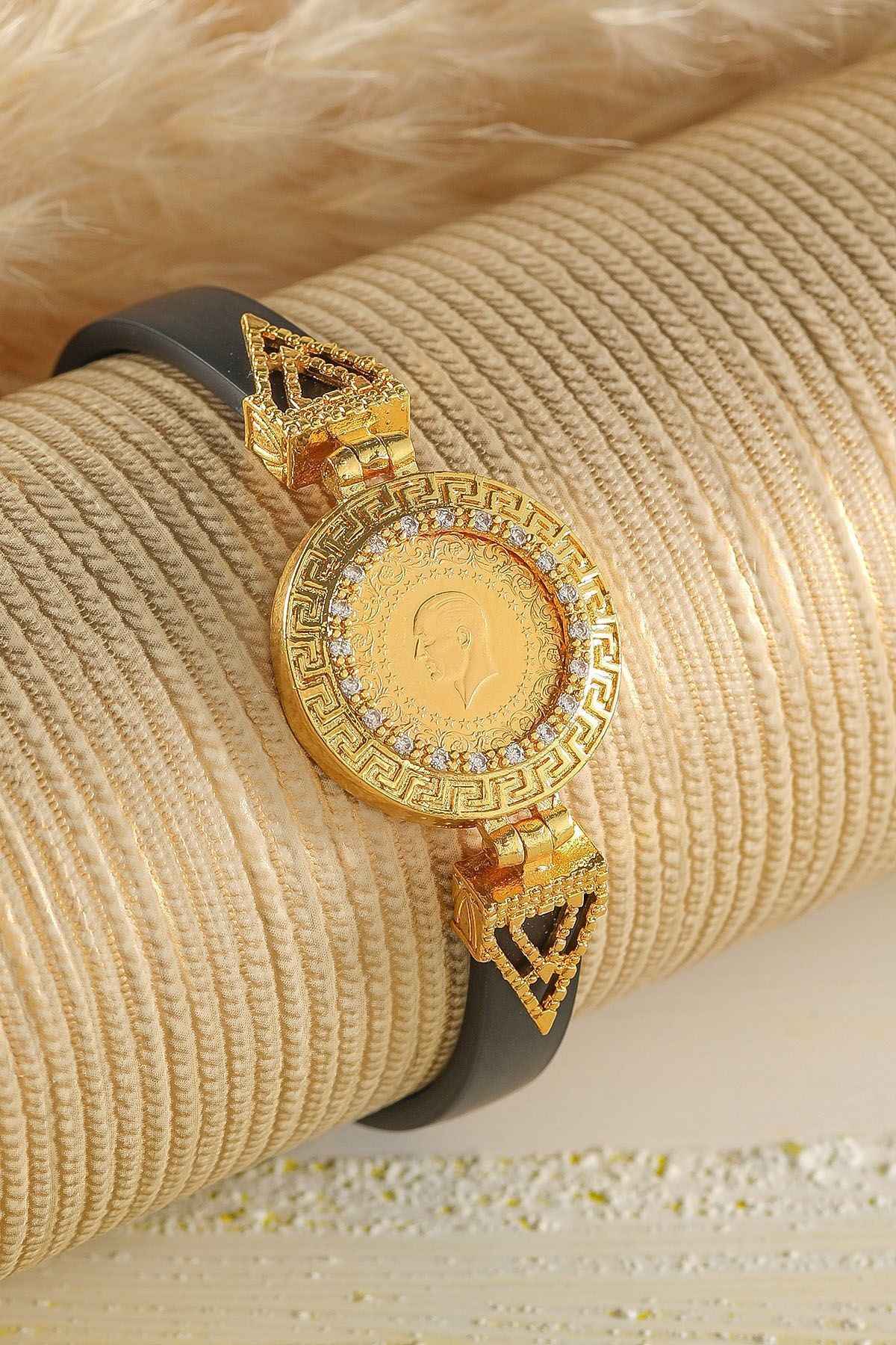 Çeyrek Altınlı Bileklik Yatırımı: Moda mı, Kazanç mı?