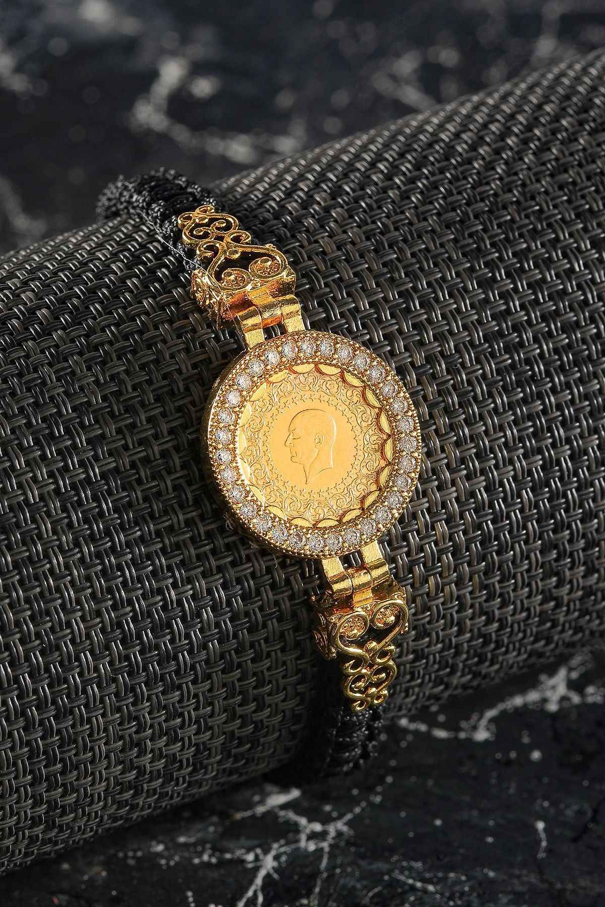 Çeyrek Altınlı Bileklik Yatırımı: Moda mı, Kazanç mı?