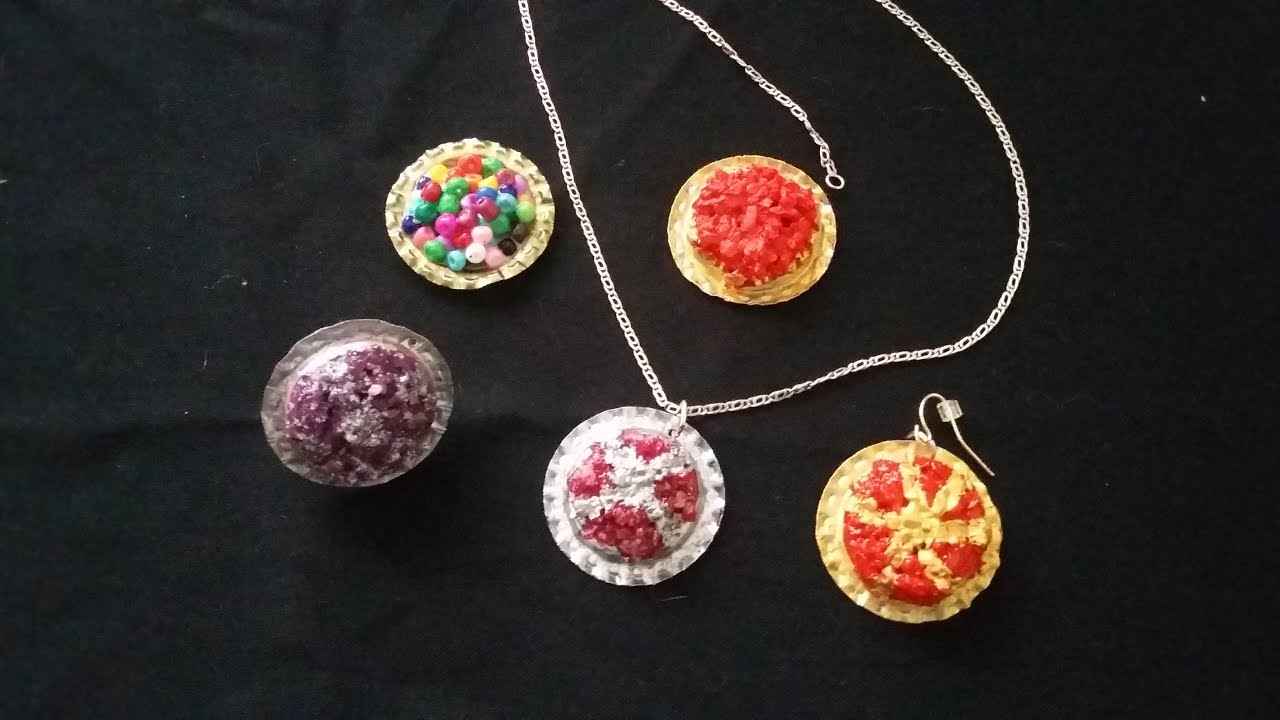 Geri Dönüştürülebilir Malzemelerle Yapılan Takılar Geri Dönüştürülebilir Malzemelerle Yapılan Takılar