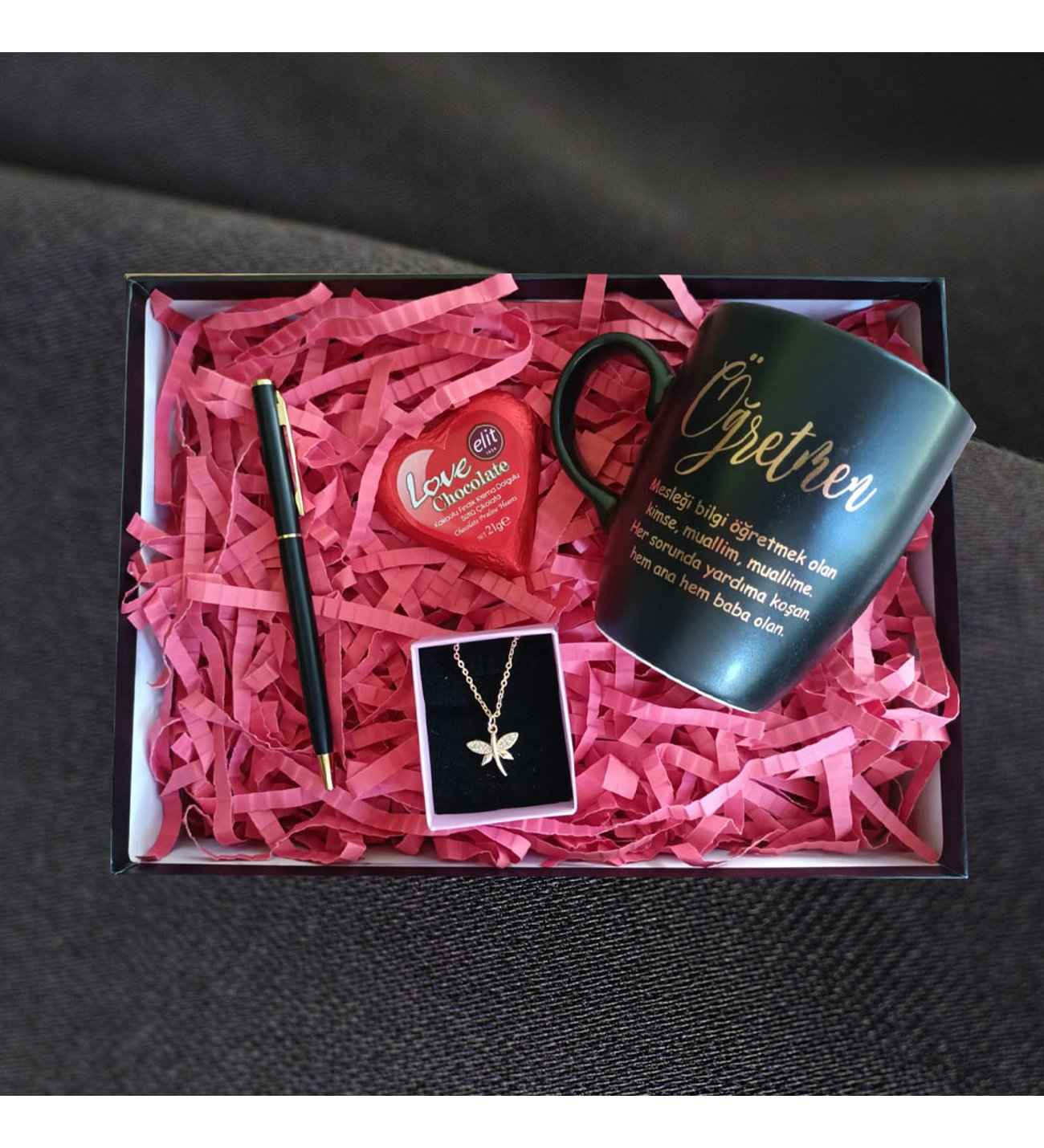 kadın Öğretmene Hediye Fikirleri