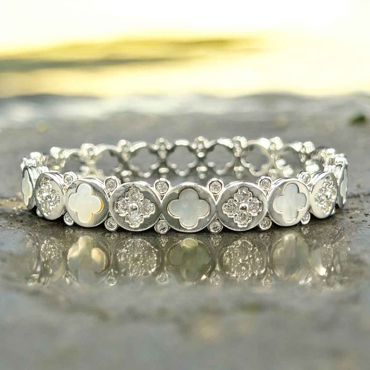 Özel Günlerde Hangi Bilezikler Tercih Edilmeli?