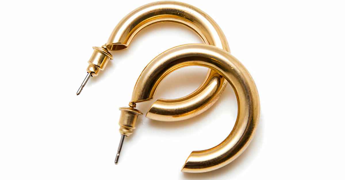 Sıkışan Küpe Arkası Nasıl Çıkartılır? Evde Uygulayabileceğiniz Pratik Yöntemler