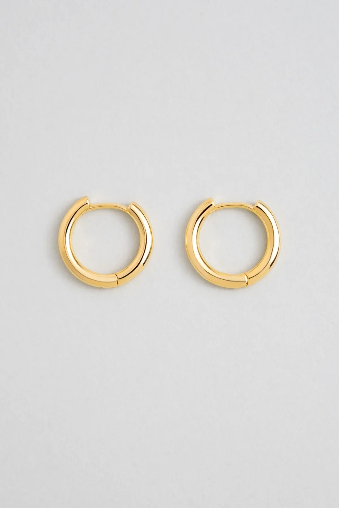 Sıkışan Küpe Arkası Nasıl Çıkartılır?