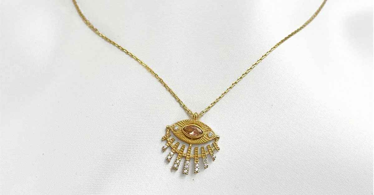 Takıların Hikayesi ve Anlamları: Geleneksel Takılar mı Yoksa Modern Takılar mı Daha Anlamlı?