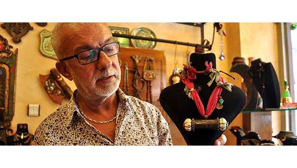 Takılarla Anlatılan Tarihi Hikayeler