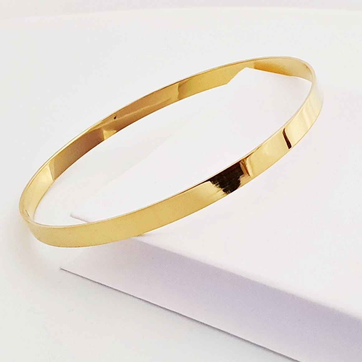 Farklı ayar ve ağırlıklarda üretilen Ajda bilezikler