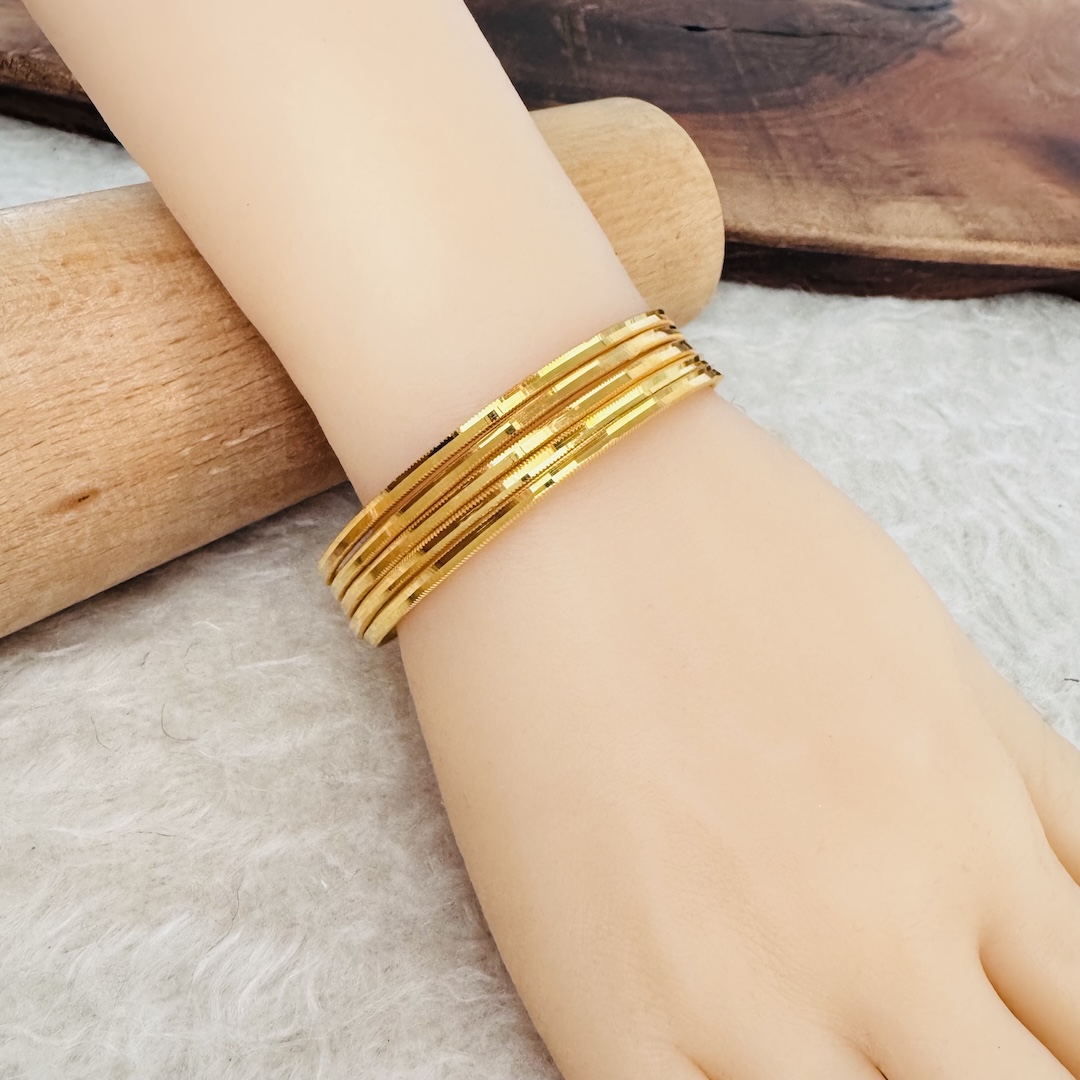 Farklı Ayar Ve Ağırlıklarda Üretilen Ajda Bilezikler: Hangisi Sizin İçin Uygun?