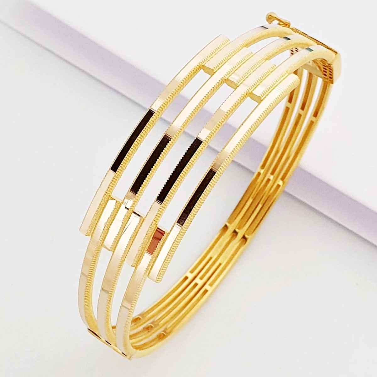 ajda bilezik ne renk olur?