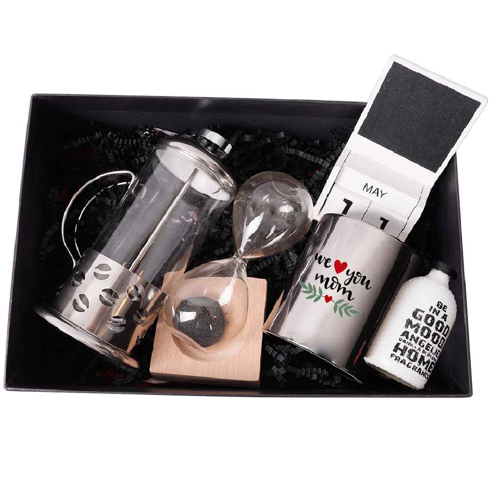 Gümüş Hediyeler ile Yıl Dönümü Kutlamanızı Renklendirin