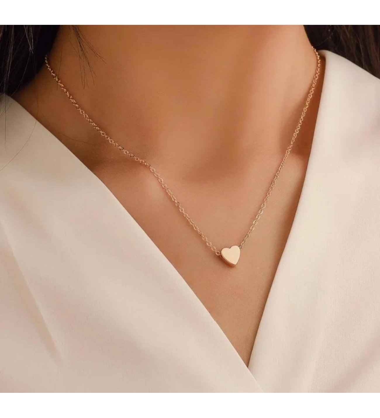 Minimalist Anneler İçin Zarif ve Şık Takı Önerileri