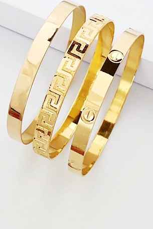 Minimalist Mücevher Modası ve Stilleri