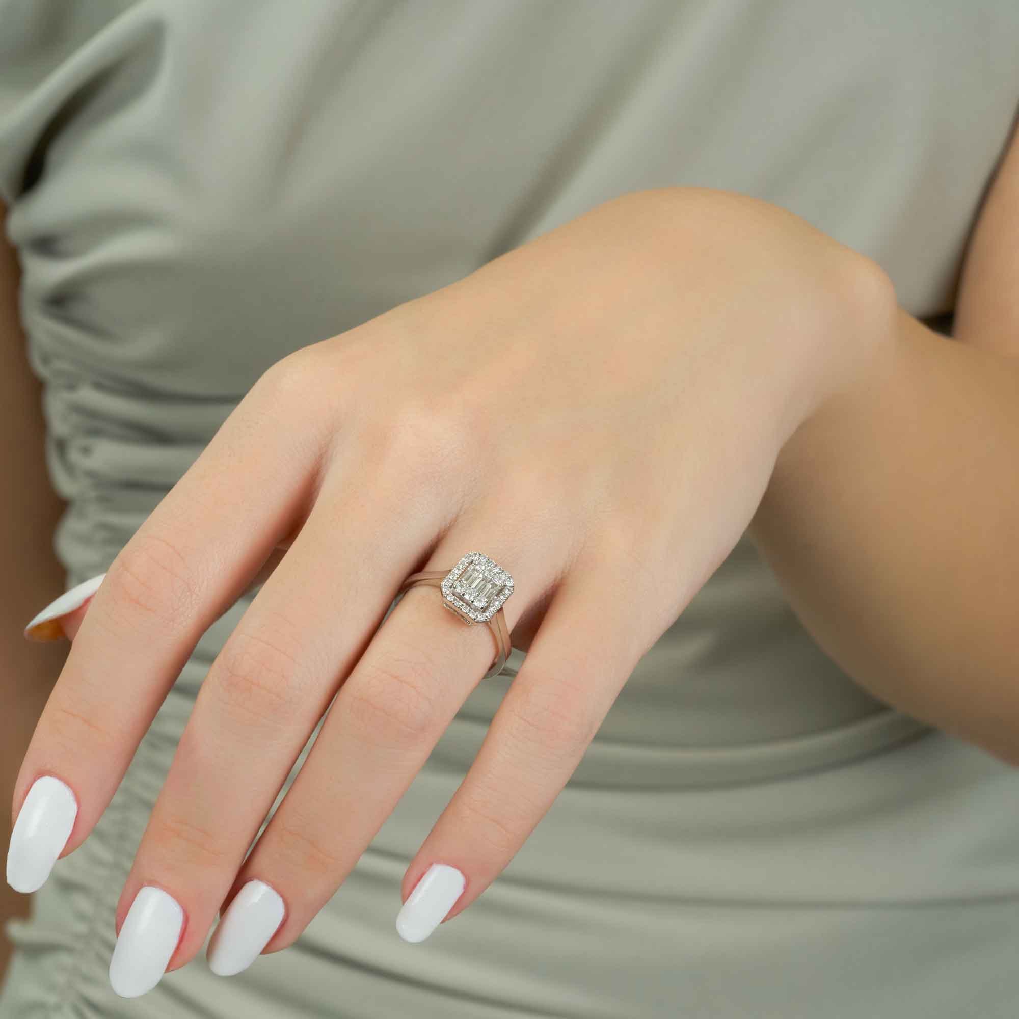 Pırlanta mı, Altın mı? Hangi Takı Daha Değerli?